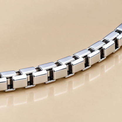 Lumière Box Chain